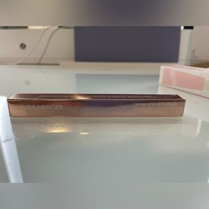 BNIB Laura Mercier Caviar Stick Eye Color - Strike A Rose 1.64g